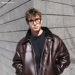 Joy Geometric Black Glasses5