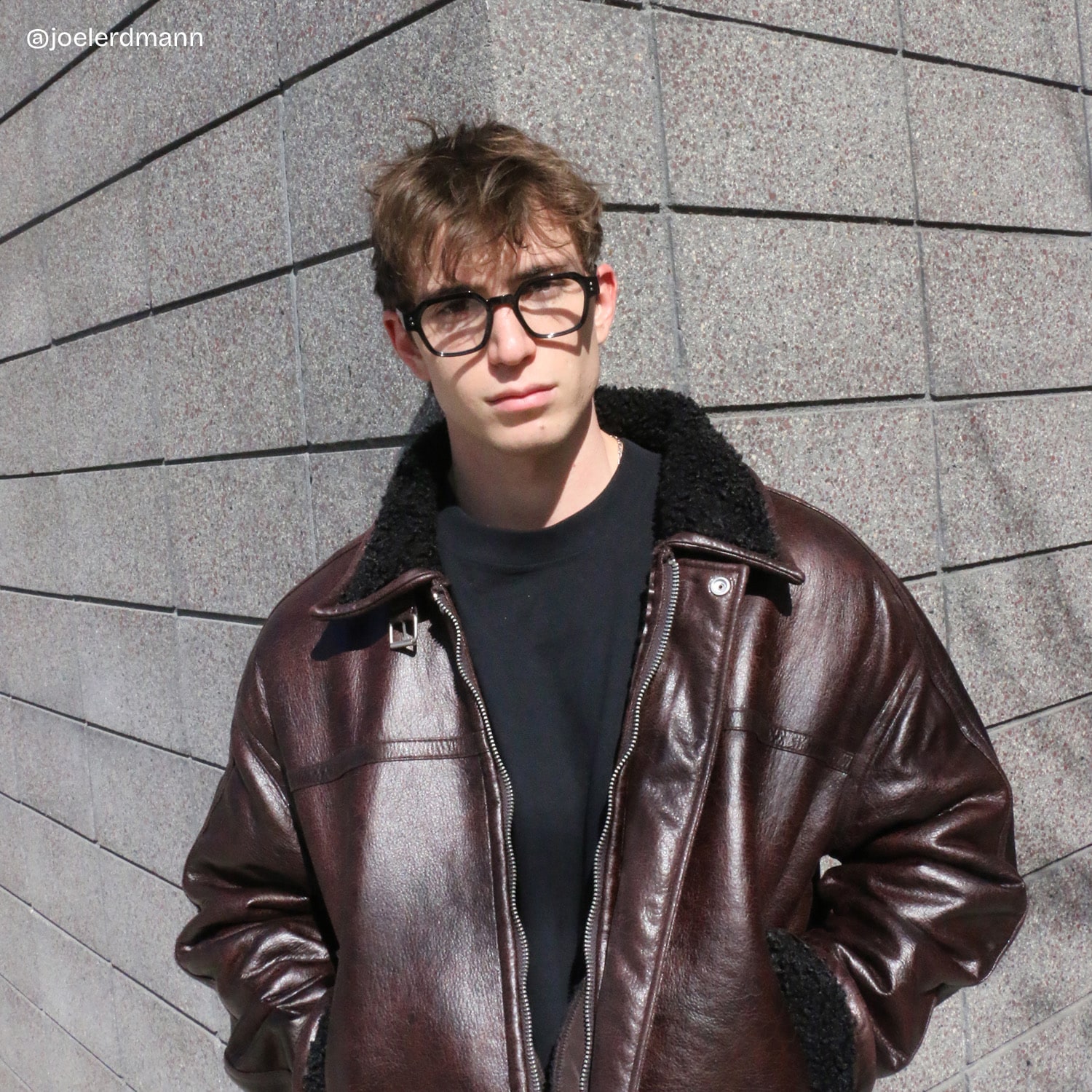 Joy Geometric Black Glasses