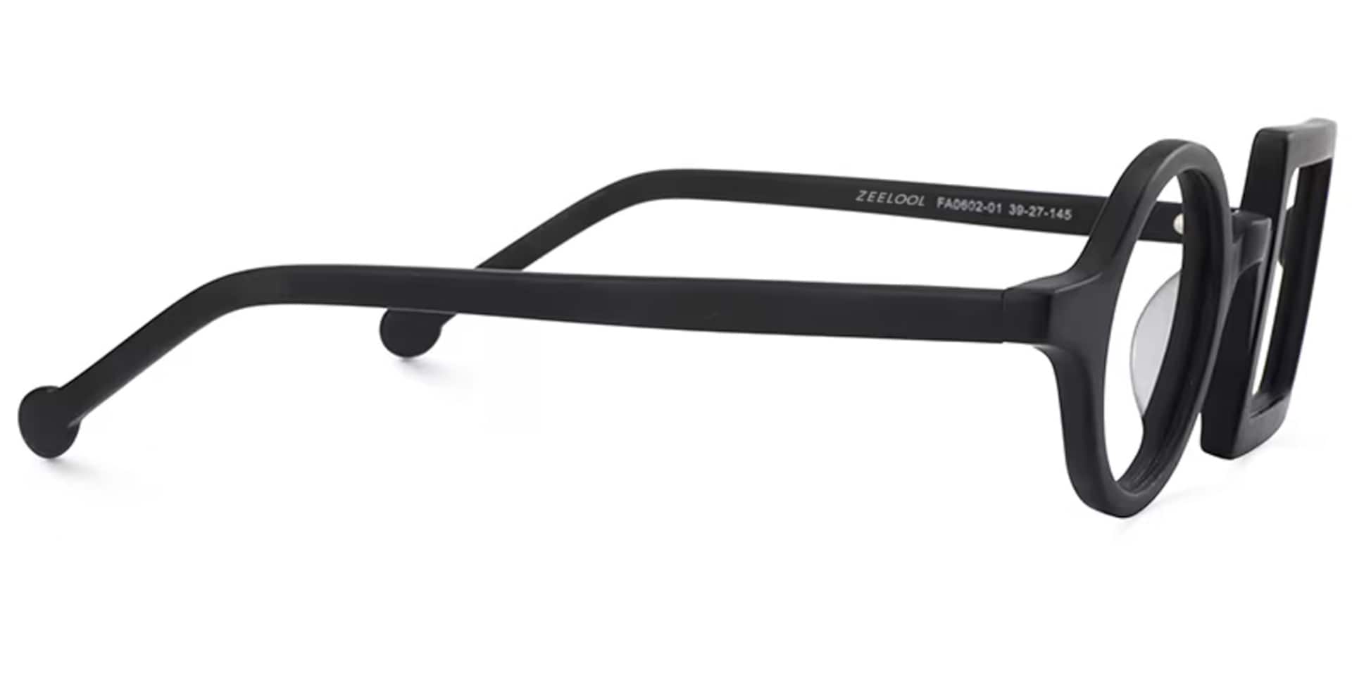 Paola Asymmetric Black Frame Eyeglasses4