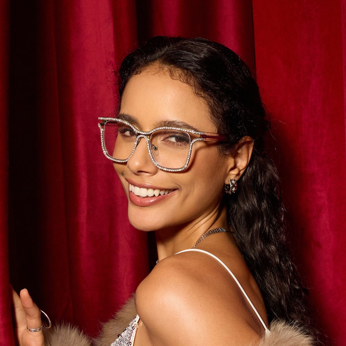 Shine Square Iridescent Glasses with Shiny Diamonds on the Side1