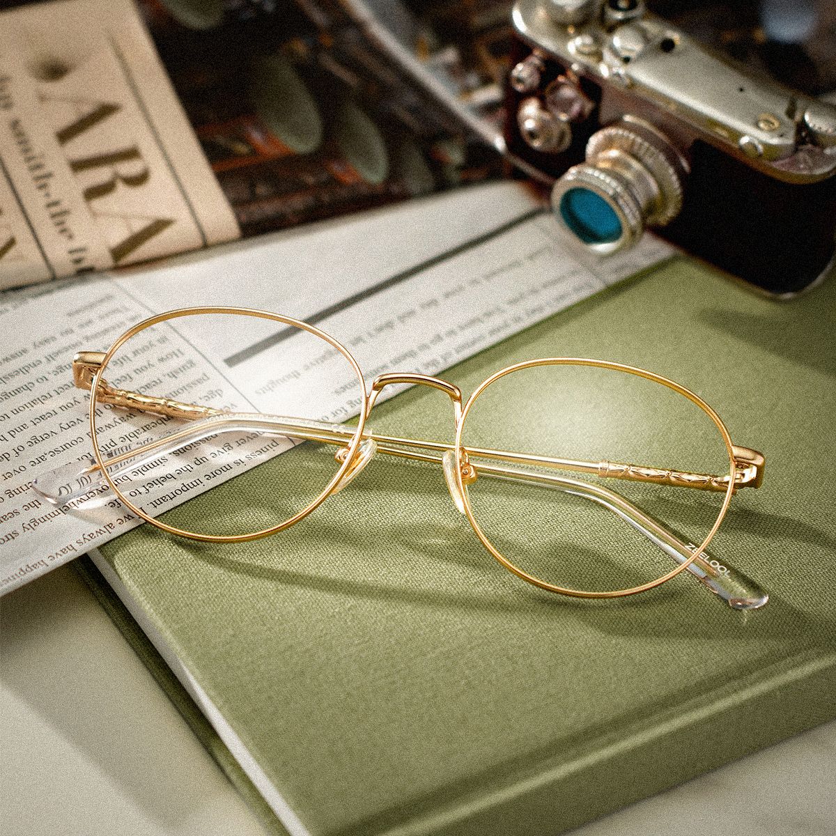 Ian Gold Frame Glasses with Round Frame Online | ZEELOOL0