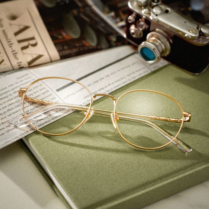 Ian Gold Round Glasses