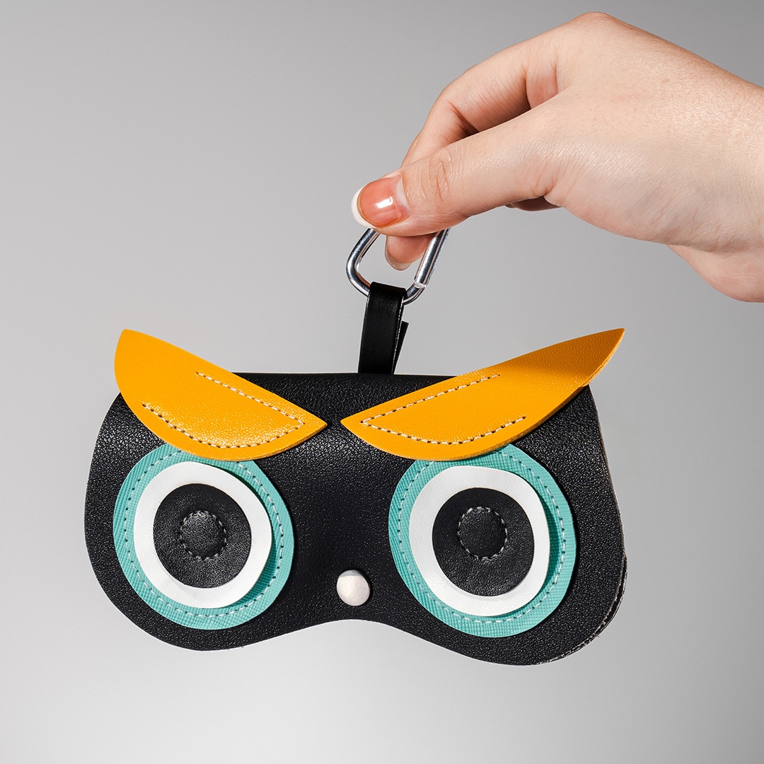 Black Yellow Owl Shape Eyeglasses Bag With Hook2