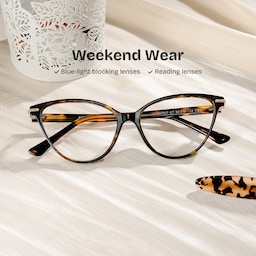 Jagger Cat-Eye Tortoise Glasses0