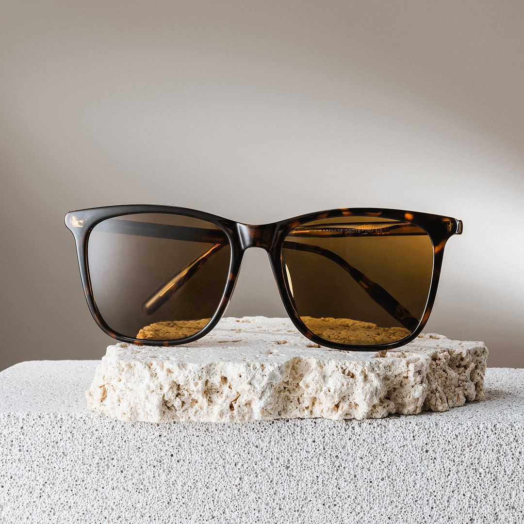 Malika Tortoise Frame Polarized Sunglasses with square Style