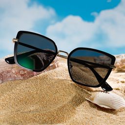 Max Square Black Glasses9