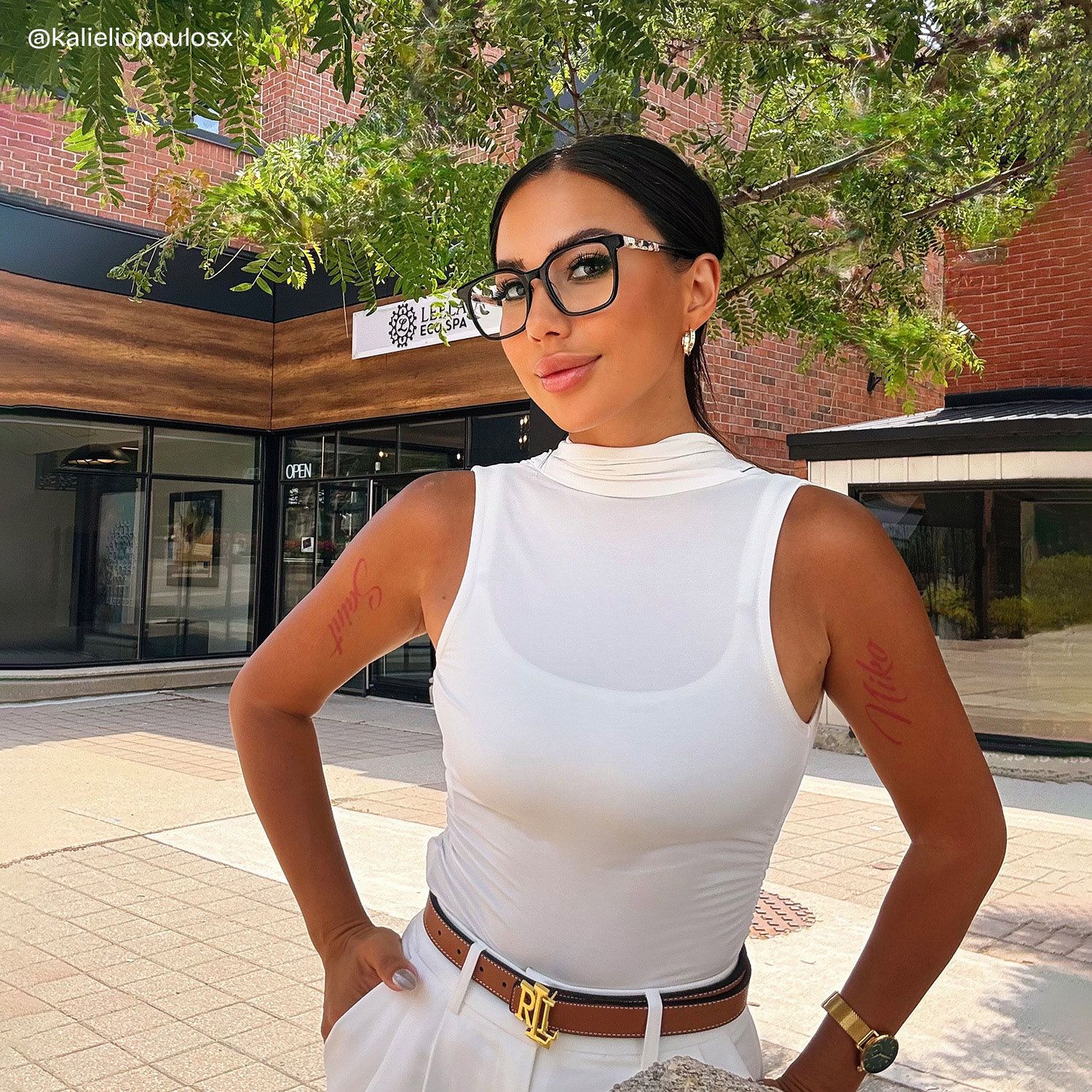 Freya Black Frame Glasses with Square Frame Online | ZEELOOL10