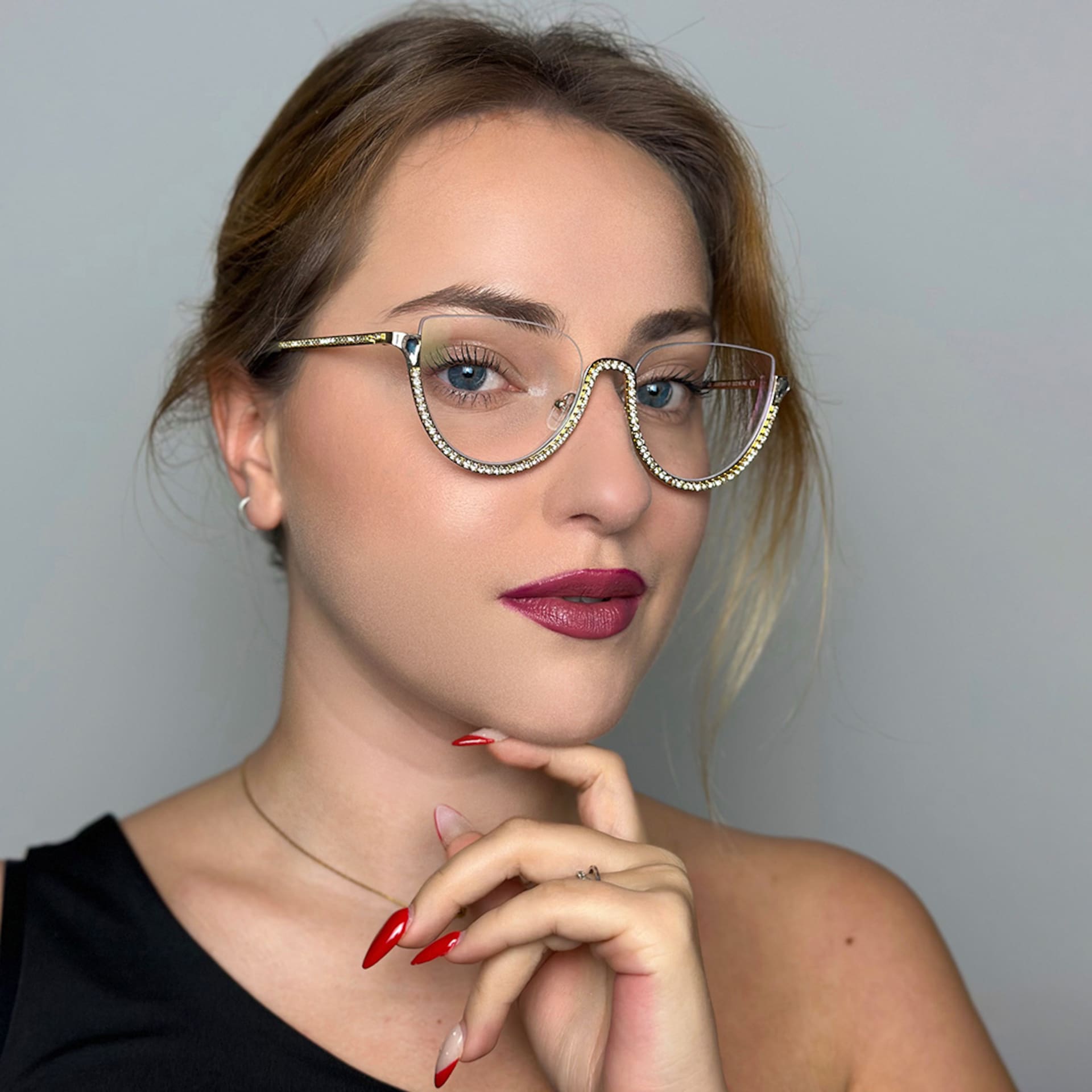 Half Frame Cat Eye Glasses With Shiny Diamonds10