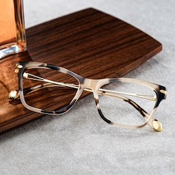 Amelia Cat eye Tortoise Glasses1