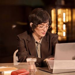 Dakota Tortoise Rectangle Glasses9