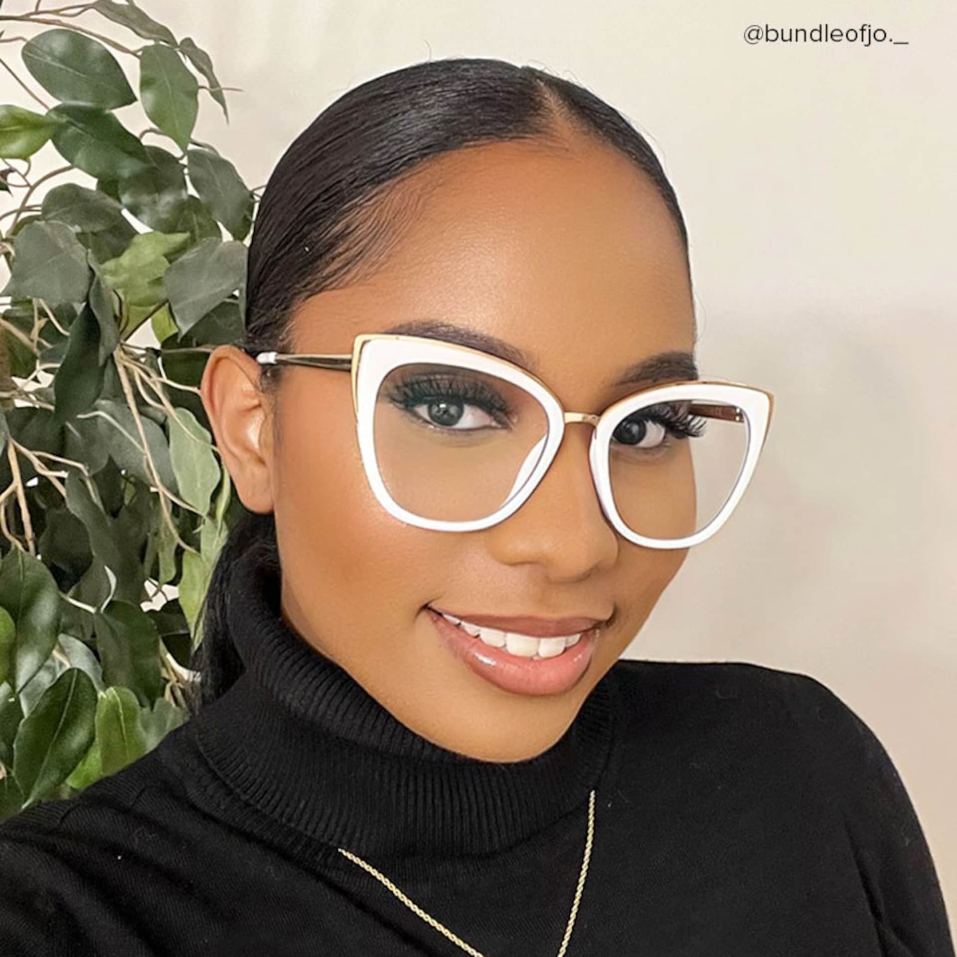 Ruiz Cateye White Glasses | Zeelool Glasses7