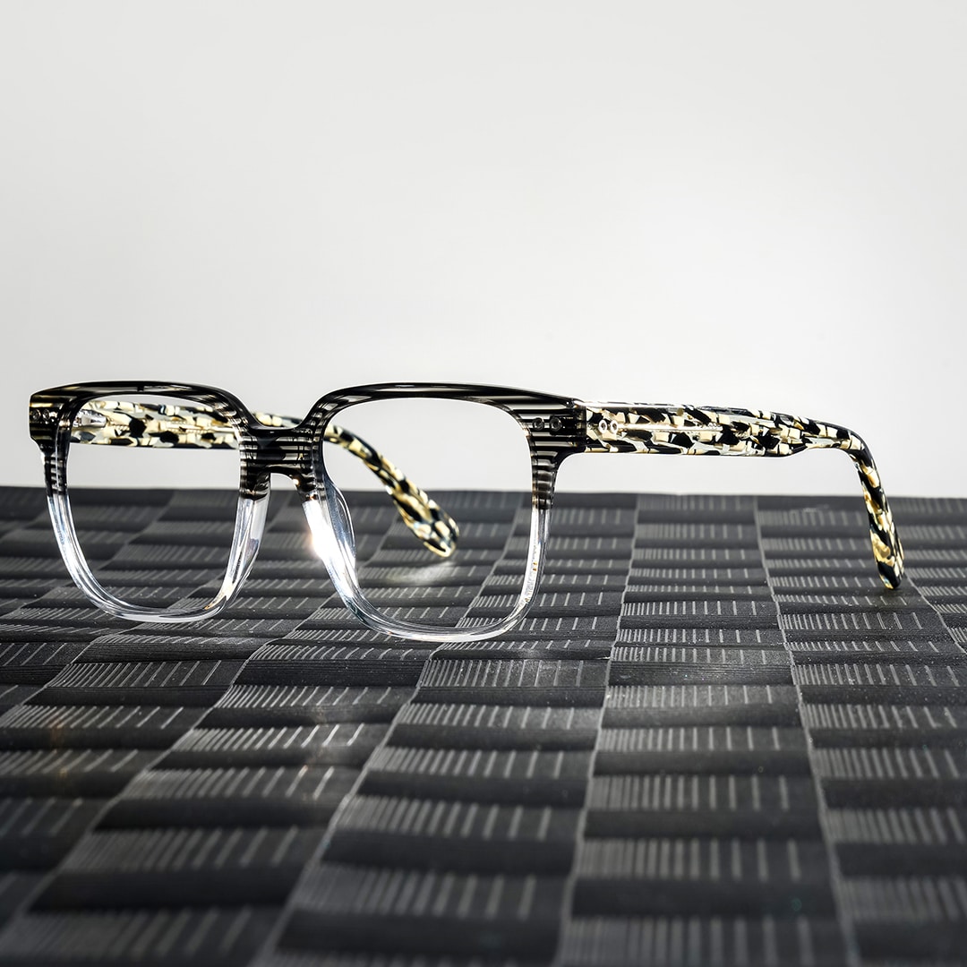 Laidlow Square Black Crystal Glasses0