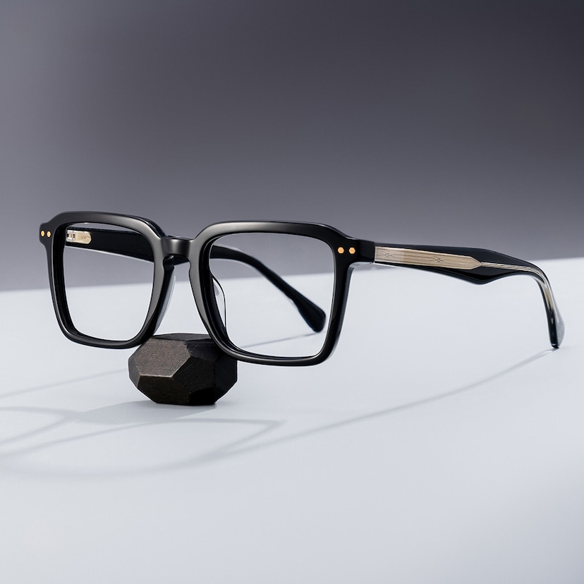 Vickerie Rectangle Black Glasses