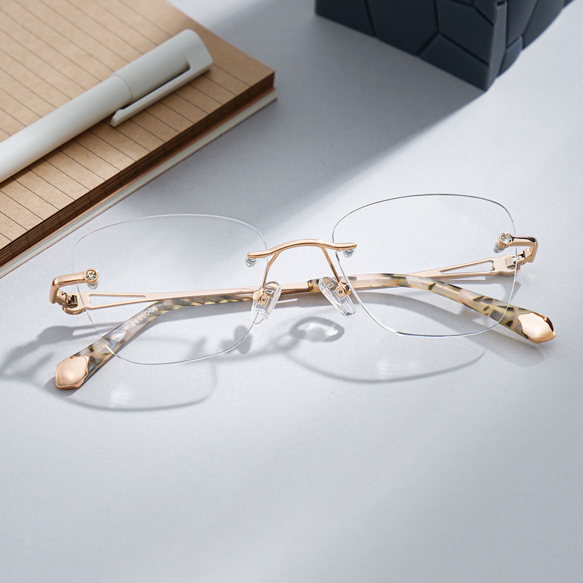 Rectangle Rose Gold Eyeglasses- Seth Metal Frame Glasses2