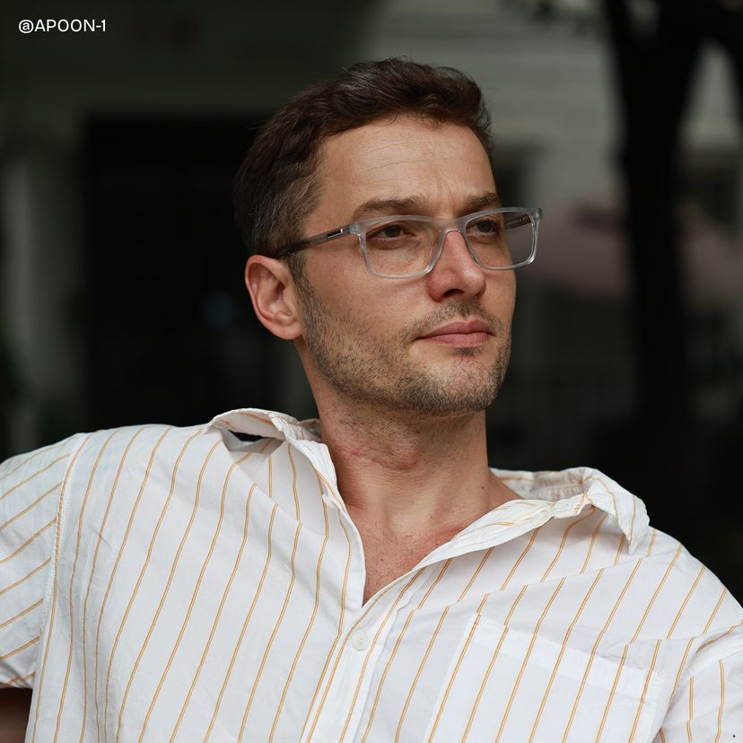 Daniel Gray Rectangle Glasses
