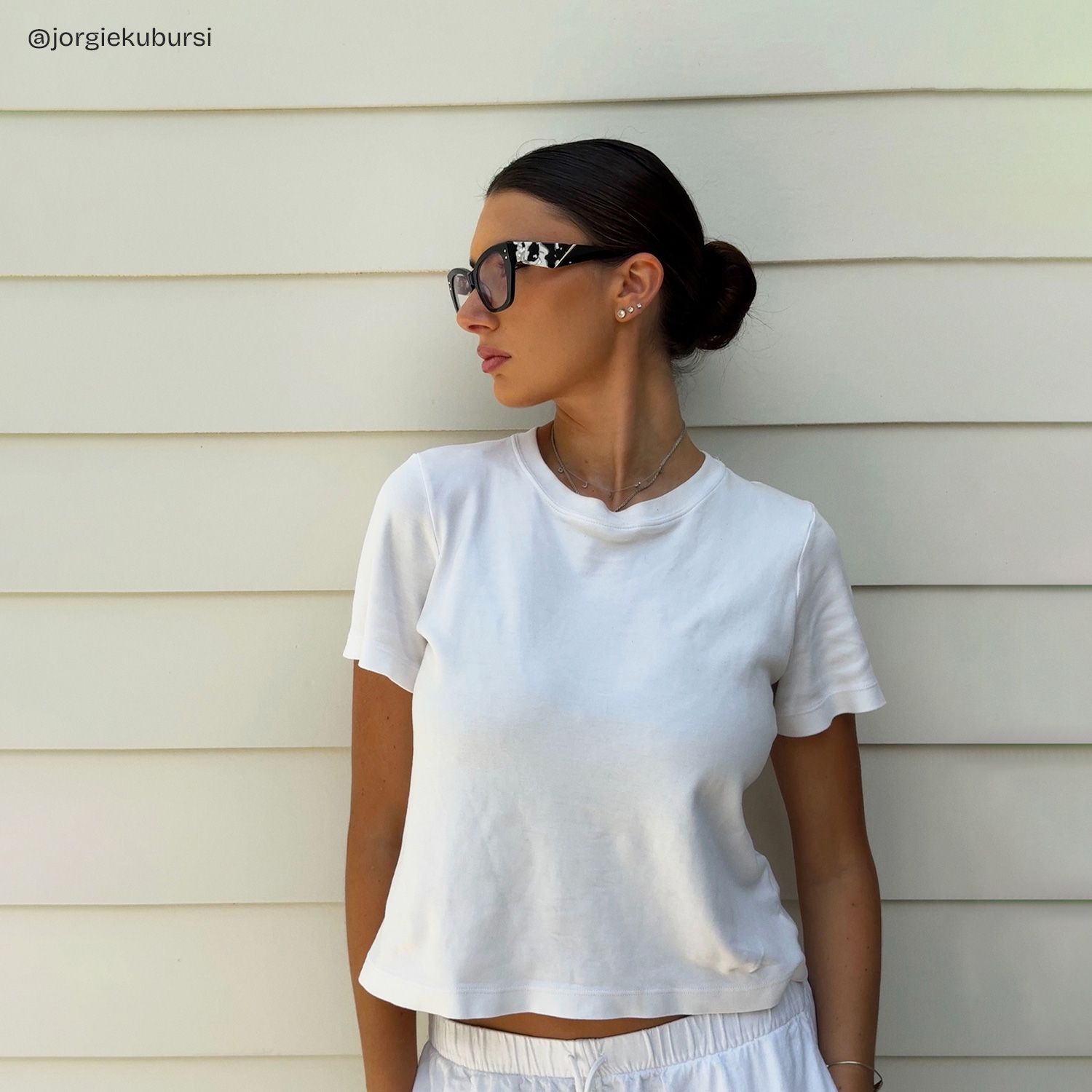 Skylar Black Frame Glasses with Butterfly Frame Online | ZEELOOL9