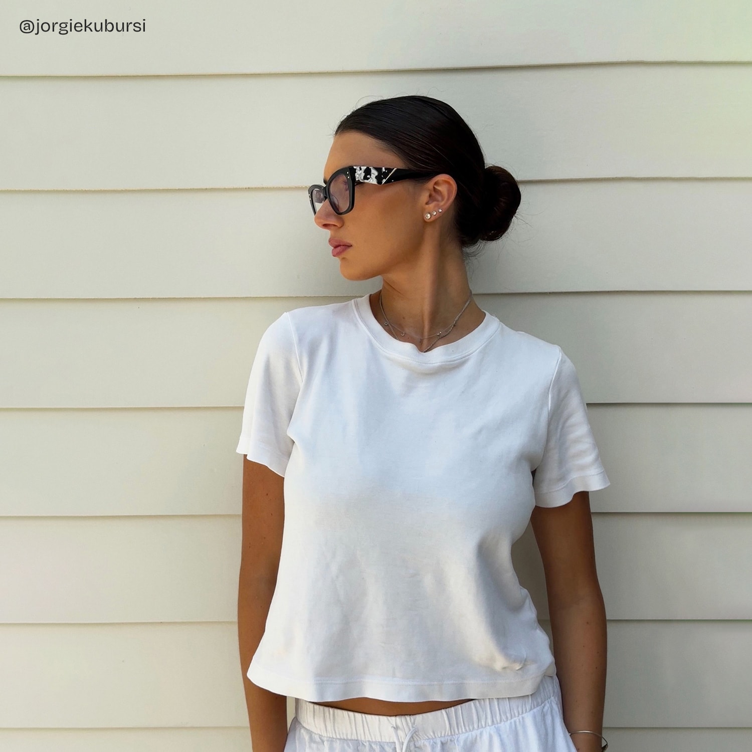 Skylar Black Frame Glasses with Butterfly Frame Online | ZEELOOL9