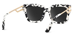Lidia Square Cow Print Sunglasses4