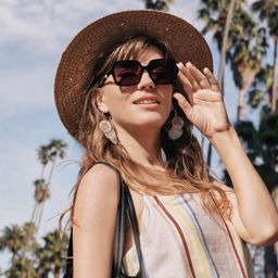 Elena Black Square Sunglasses6