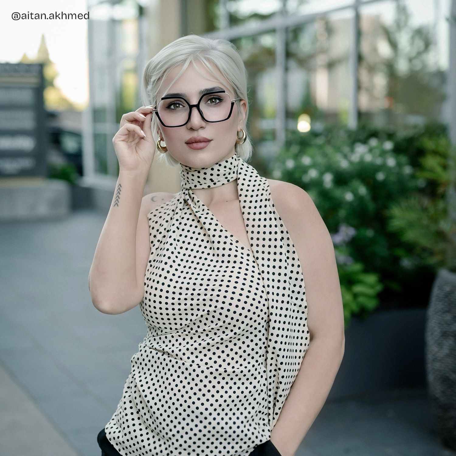 Alexia Mixed-Materials Square Black Frame Glasses | Zeelool