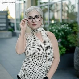 Alexia Square Black Glasses5