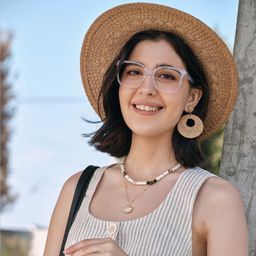Caroline Clear Square Glasses7