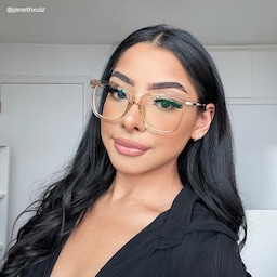 Jacqui Square Champagne Glasses5