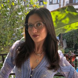 Cassia Green Rectangle Glasses7