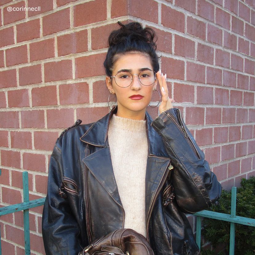 Ian Round Tortoise Glasses