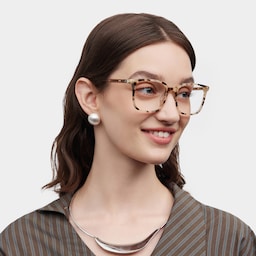 Zoe Square Tortoise Glasses1