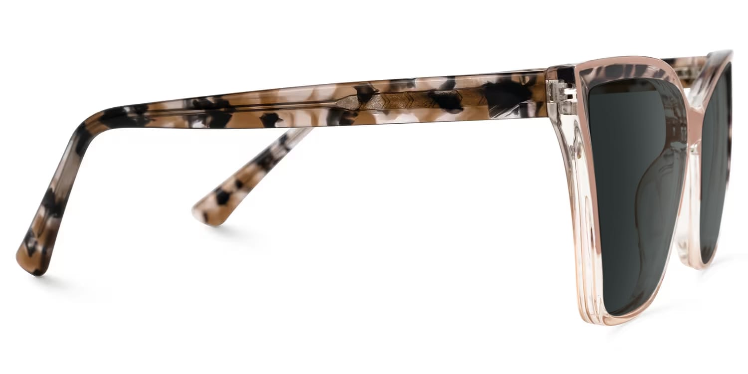 Adalis Cateye Champagne Glasses2