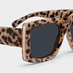 Yael Square Light-Tortoise Sunglasses4