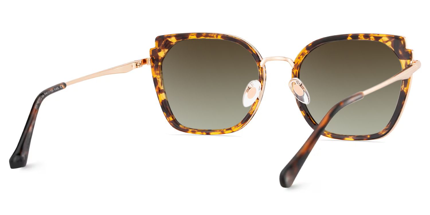 Tortoise Metal Frame Glasses With Wide Size For Women4