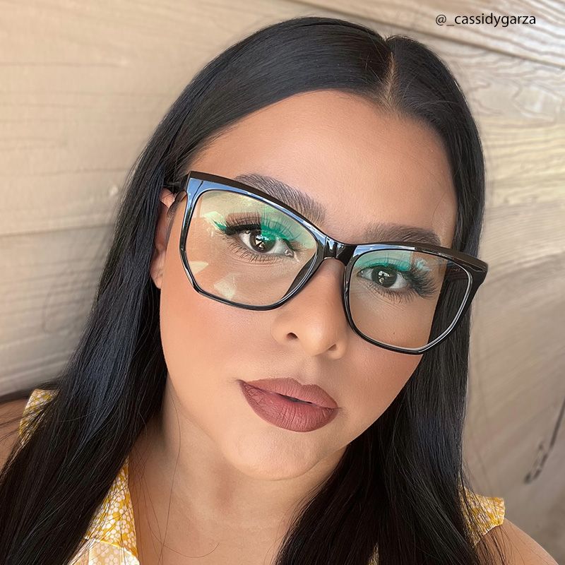 Libby Geometric Black Eyeglasses with Smooth Frames4