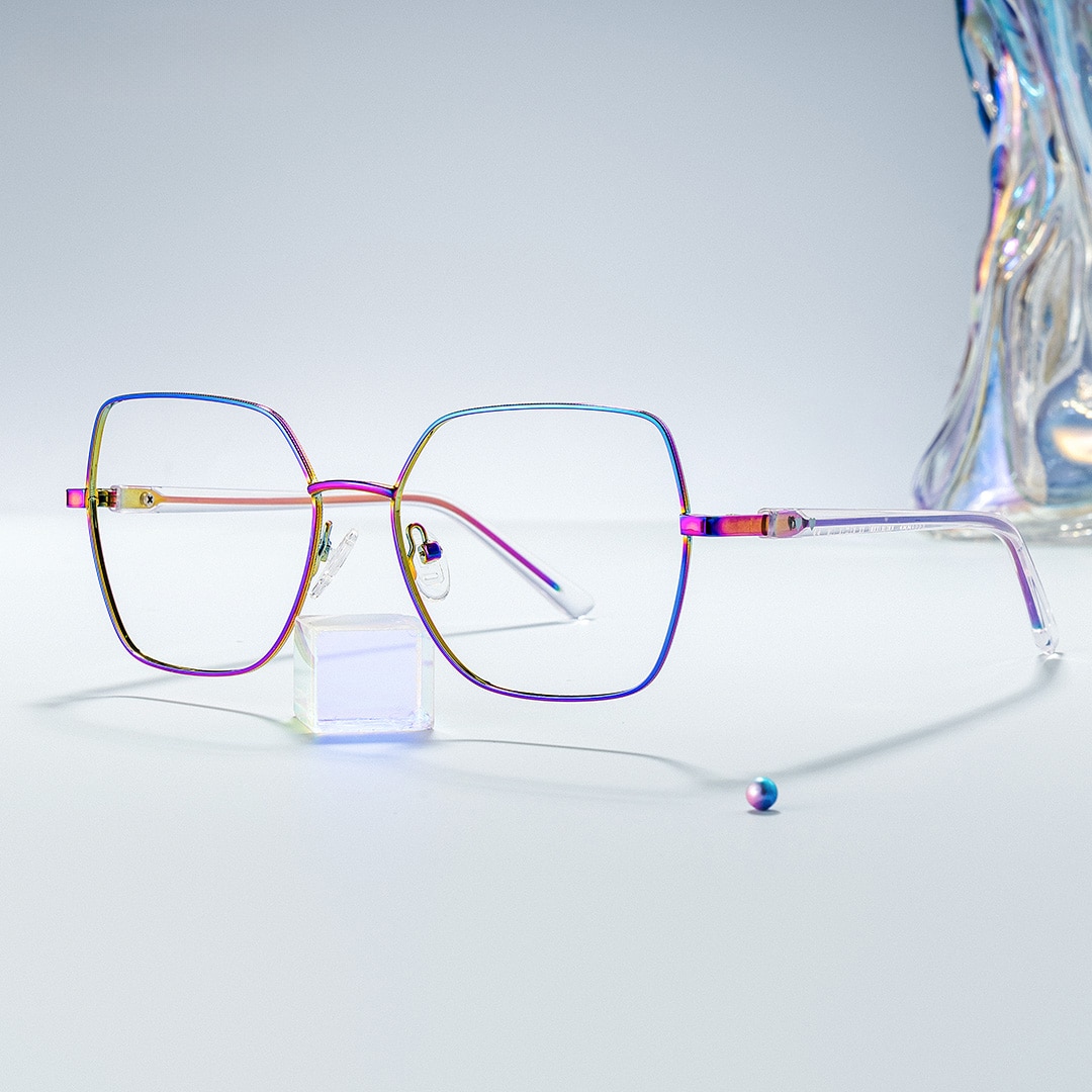 Iridescent Glasses For Women With Transparent Temples0