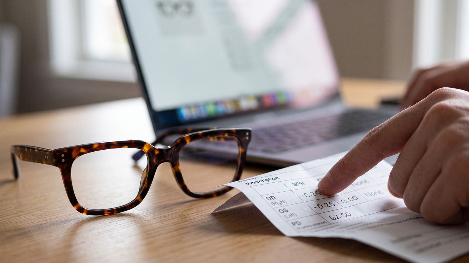 Comparing prescription details with an online glasses order