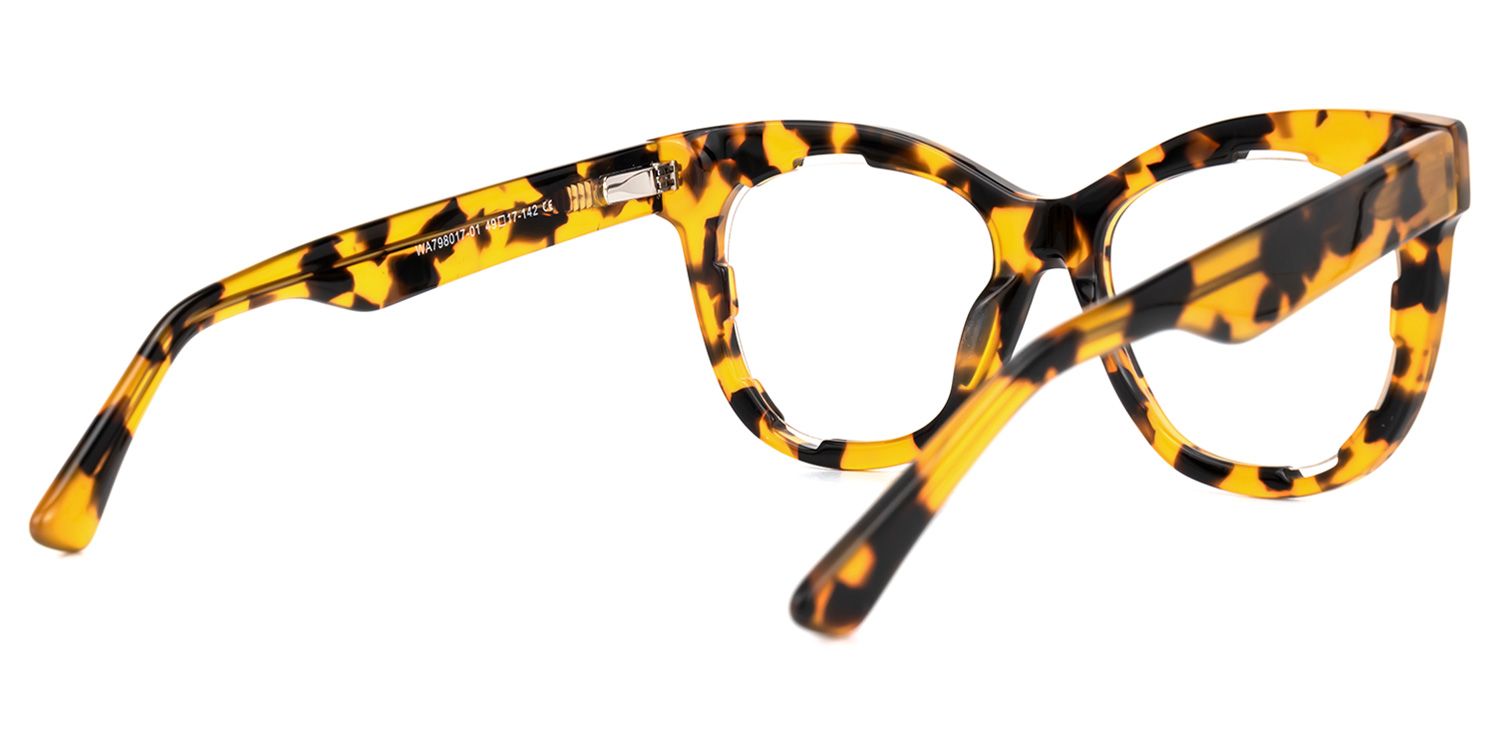 Fauzaan Cateye Tortoise Glasses | ZEELOOL Canada3