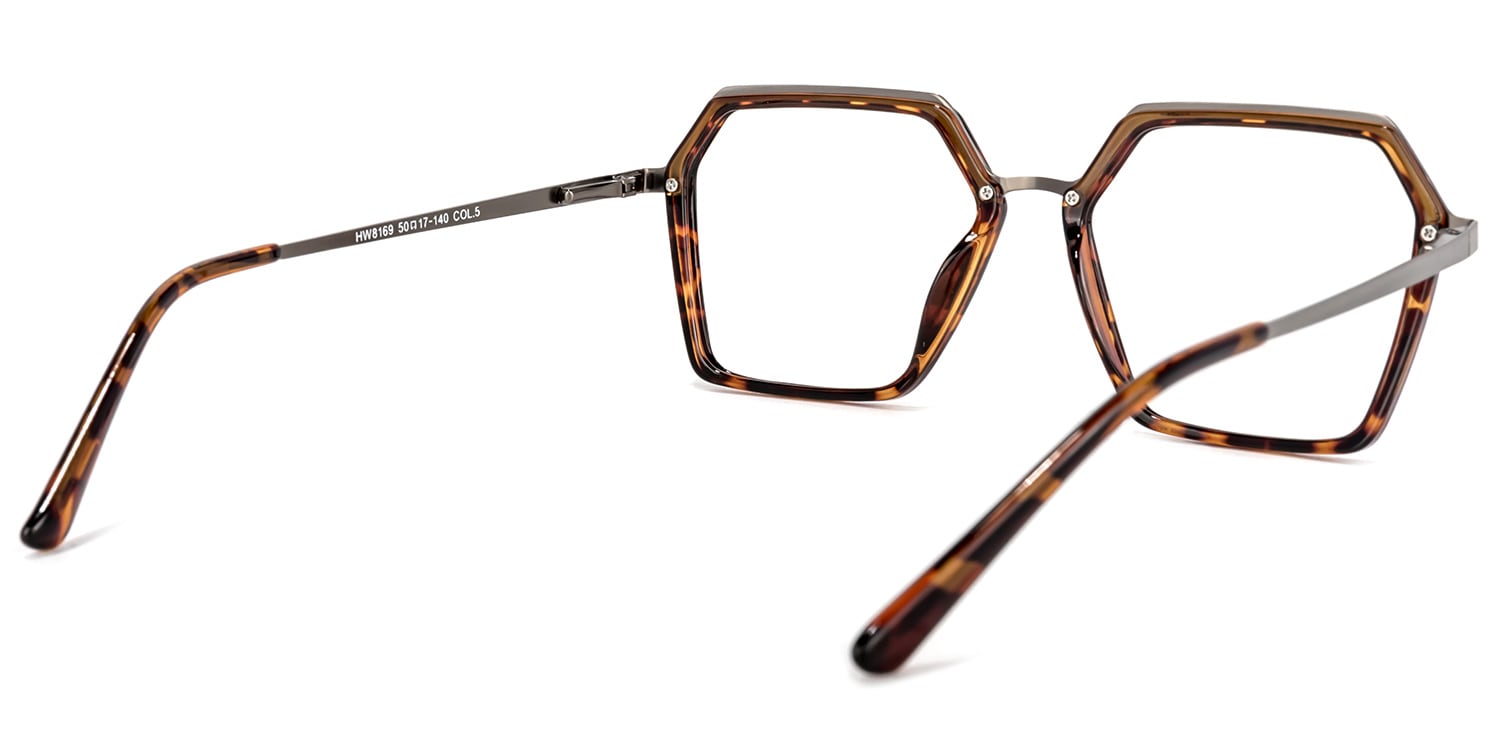 sazae　1207 Cat-eye frame sunglasses in black | GUCCI® US