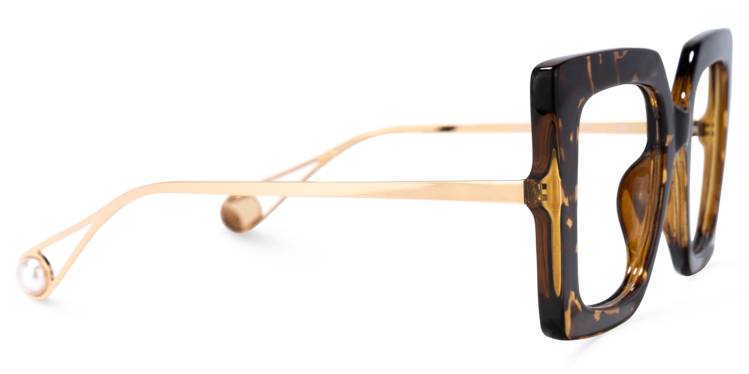 Qatar Butterfly Tortoise-Gold Glasses with Wide Frames2