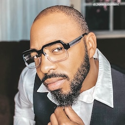 Jack Rectangle Black & Crystal Glasses8