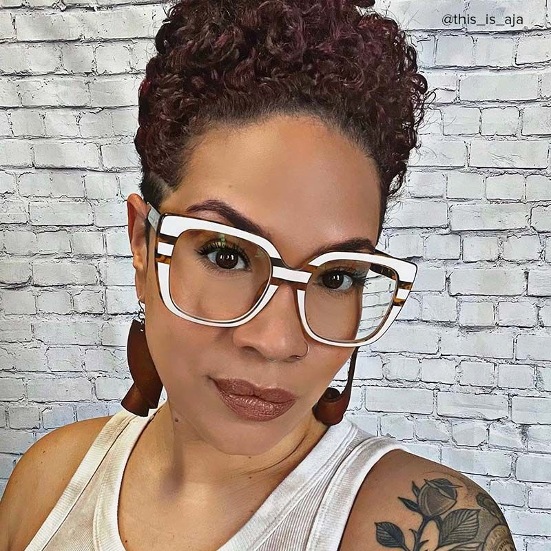 Brenda Square Light-Tortoise Glasses | Zeelool Glasses7