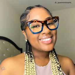 Benitez Square Blue Glasses11