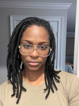 I feel like a boss in these. They’re surprisingly heavy on the nose bu0