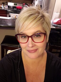 These glasses are so much prettier in person.  I wear progressive lens1