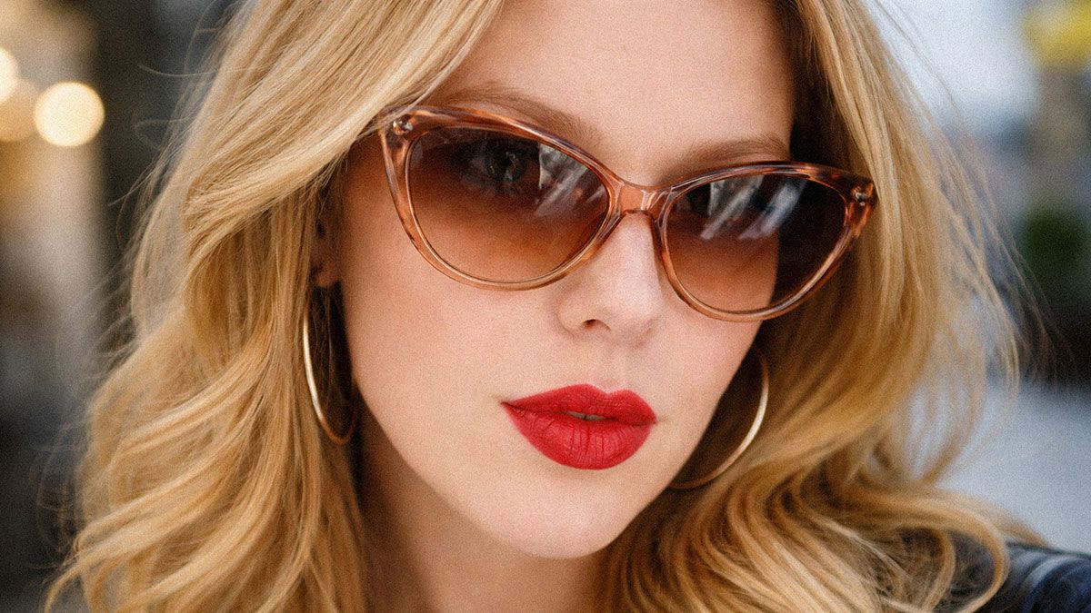 Women’s 80s Sunglasses: Oversized, Cat-Eye Revival, and Glam Edges